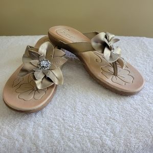B.O.C. leather sandals